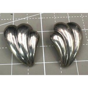 Sterling Bayanihan Scalloped Clip Earrings